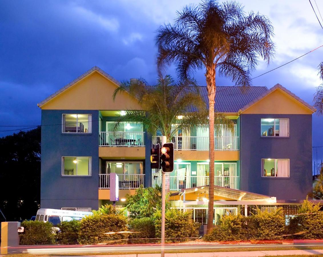 Aquarius Gold Coast Hostel ภายนอก รูปภาพ
